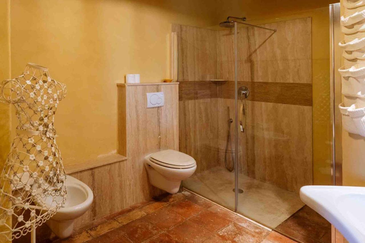 Agriturismo Bio Fattoria Di Pietra Giuncarico Екстер'єр фото
