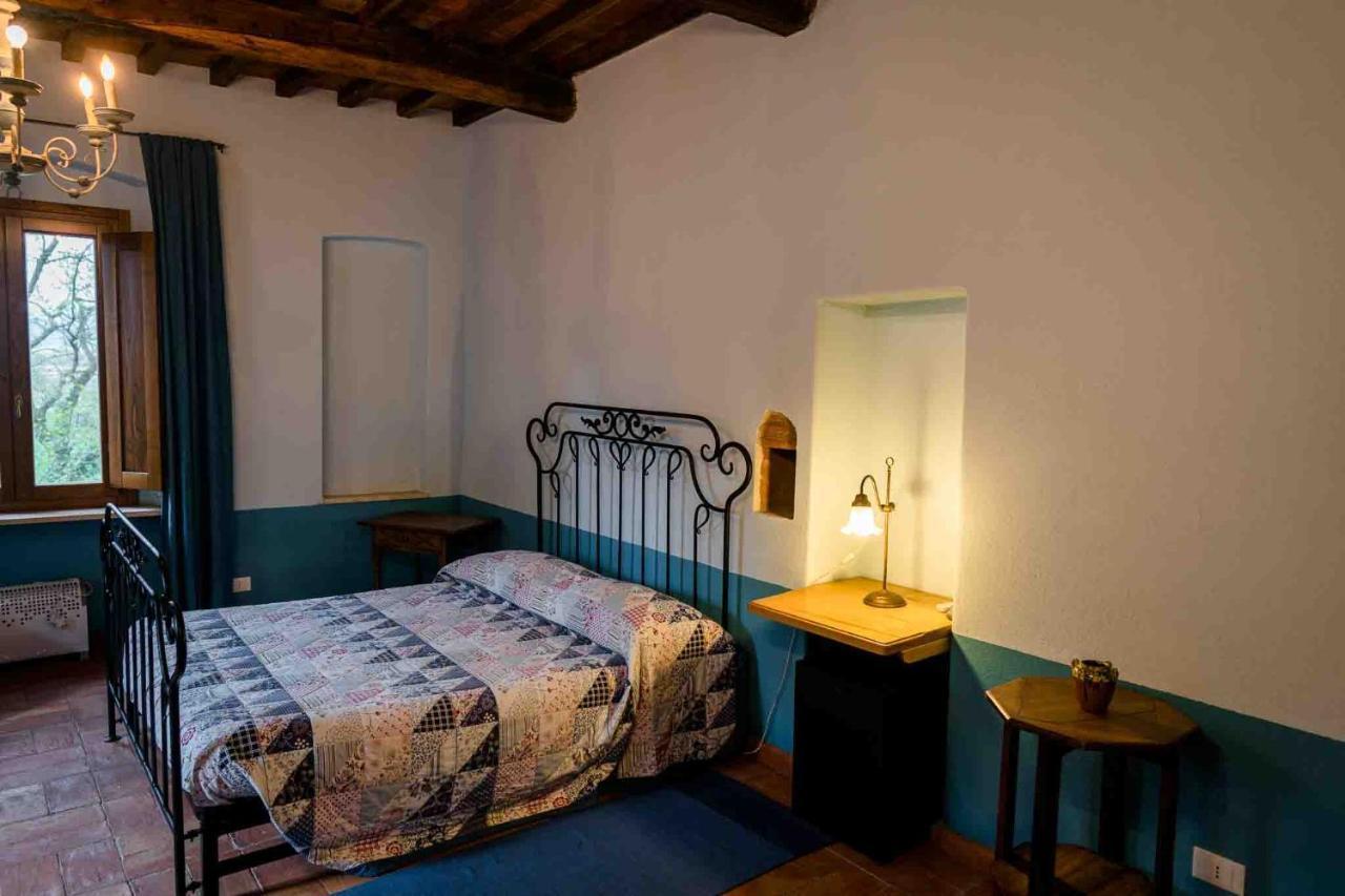 Agriturismo Bio Fattoria Di Pietra Giuncarico Екстер'єр фото