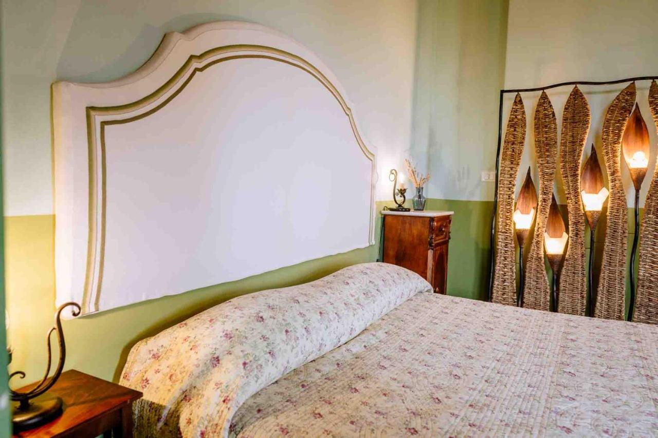 Agriturismo Bio Fattoria Di Pietra Giuncarico Екстер'єр фото